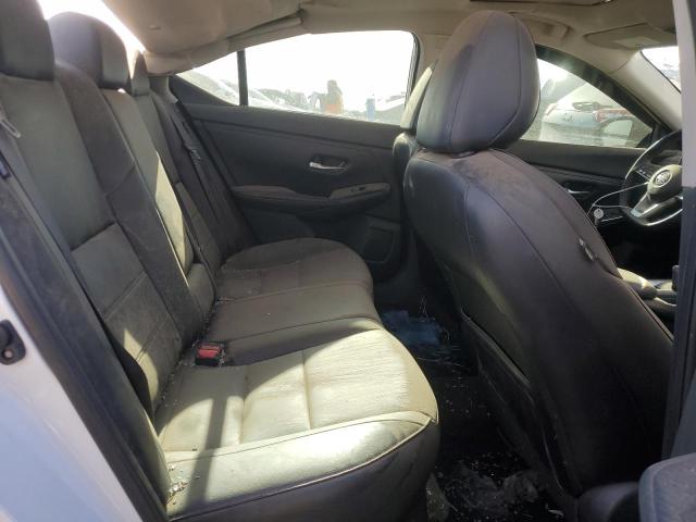 Photo 9 VIN: 3N1AB8DV7NY206421 - NISSAN SENTRA SR 