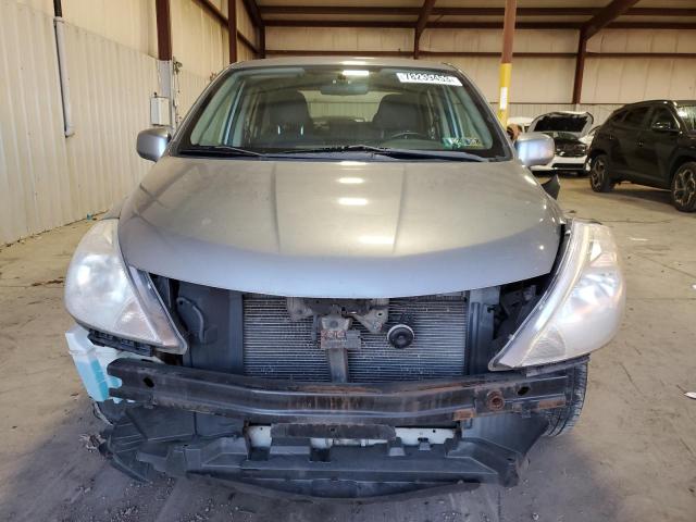 Photo 4 VIN: 3N1BC11E09L439959 - NISSAN VERSA 