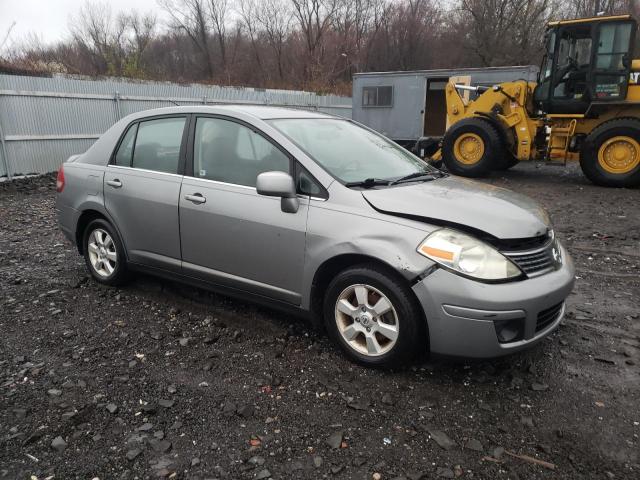 Photo 3 VIN: 3N1BC11E17L457643 - NISSAN VERSA 