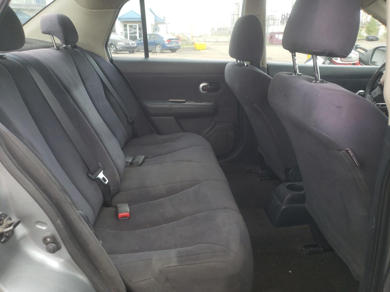 Photo 9 VIN: 3N1BC11E18L406080 - NISSAN VERSA 