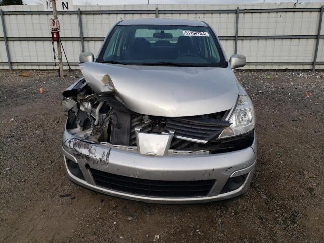 Photo 4 VIN: 3N1BC11E18L454470 - NISSAN VERSA S 