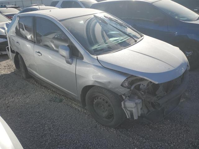 Photo 3 VIN: 3N1BC11E19L406226 - NISSAN VERSA S 