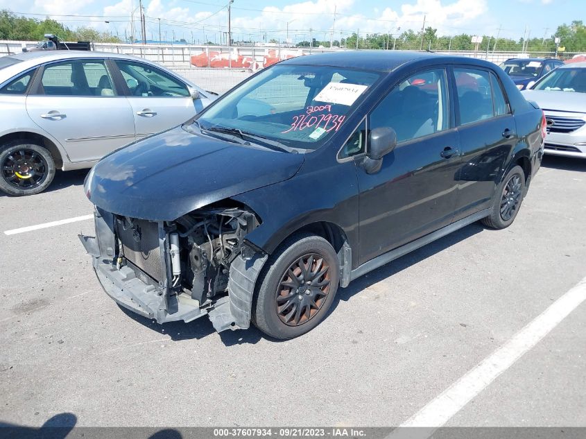 Photo 1 VIN: 3N1BC11E29L397858 - NISSAN VERSA 