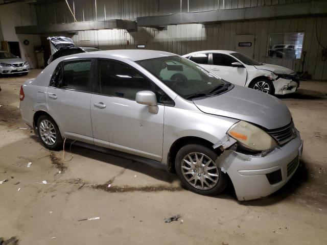 Photo 3 VIN: 3N1BC11E37L455912 - NISSAN VERSA 