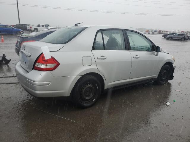 Photo 2 VIN: 3N1BC11E38L387323 - NISSAN VERSA 