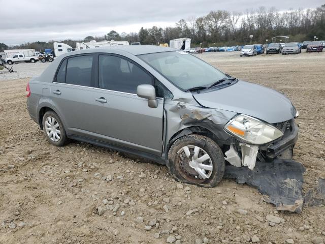 Photo 3 VIN: 3N1BC11E38L408137 - NISSAN VERSA 