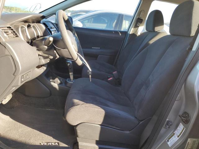 Photo 6 VIN: 3N1BC11E38L408137 - NISSAN VERSA 