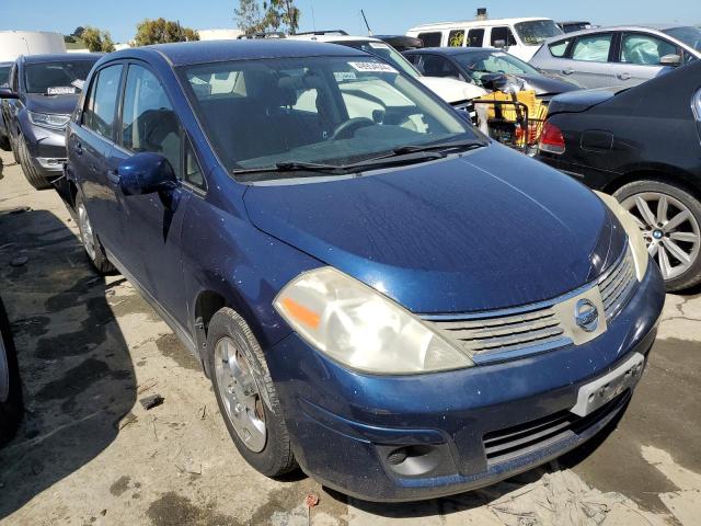 Photo 3 VIN: 3N1BC11E48L412035 - NISSAN VERSA 