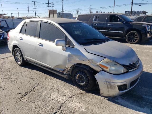 Photo 3 VIN: 3N1BC11E49L447269 - NISSAN VERSA 