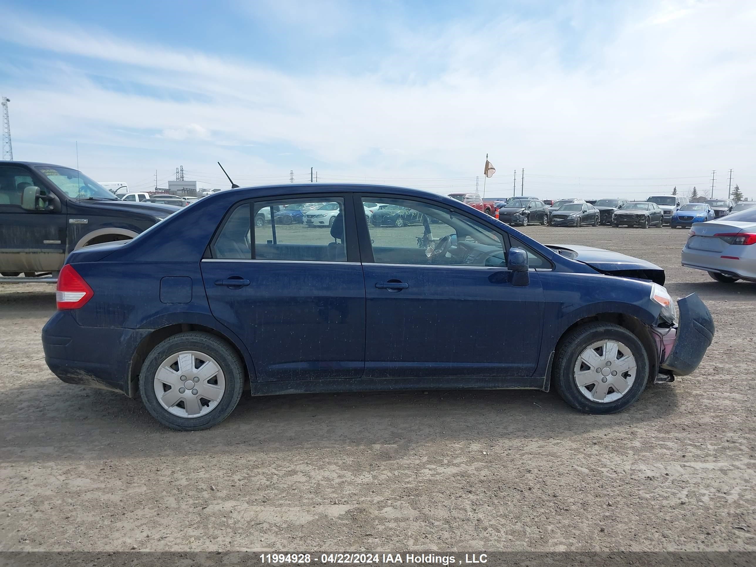 Photo 13 VIN: 3N1BC11E57L400197 - NISSAN VERSA 