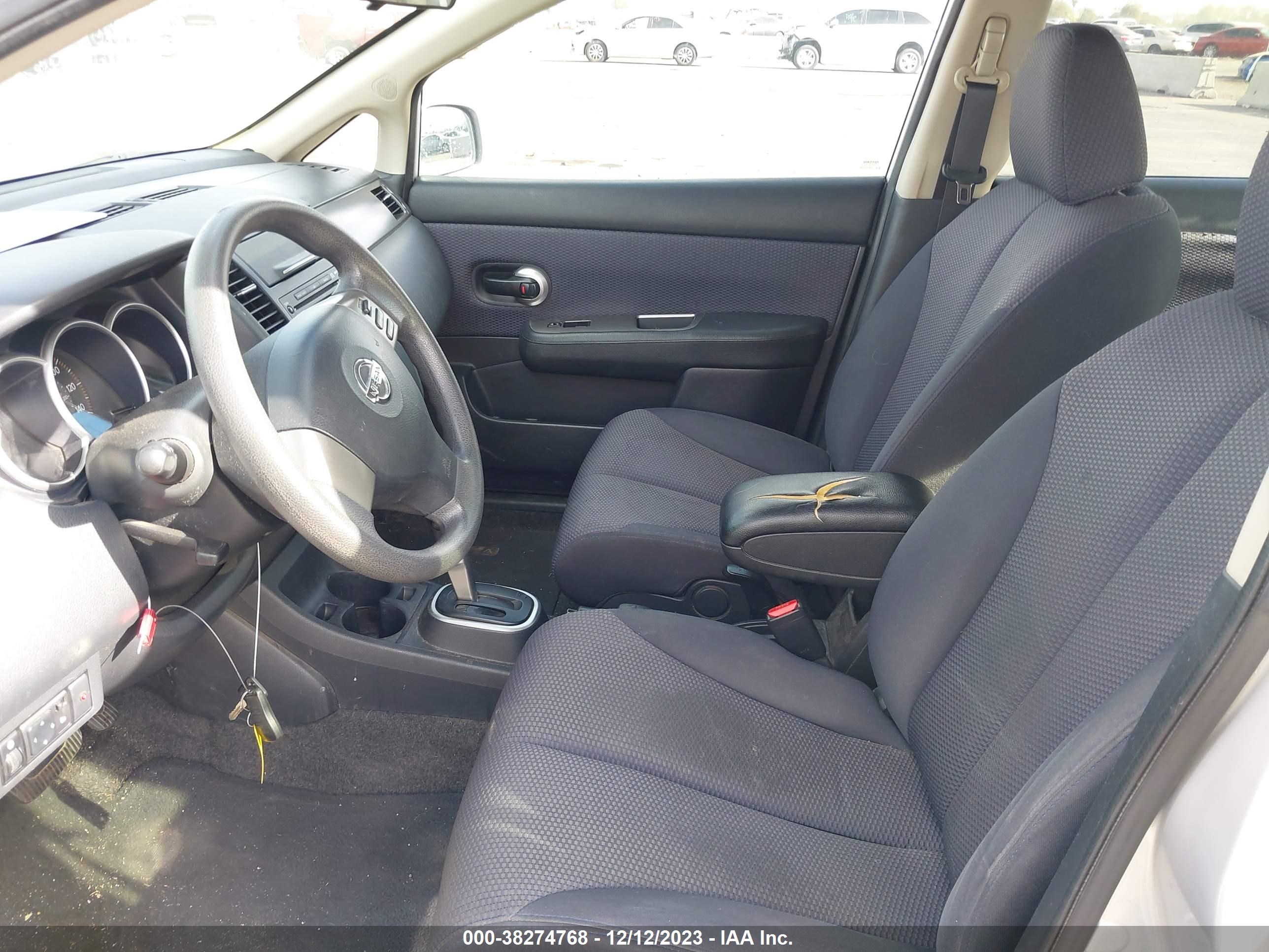 Photo 4 VIN: 3N1BC11E57L406792 - NISSAN VERSA 