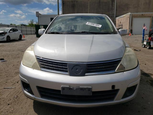 Photo 4 VIN: 3N1BC11E57L458455 - NISSAN VERSA 