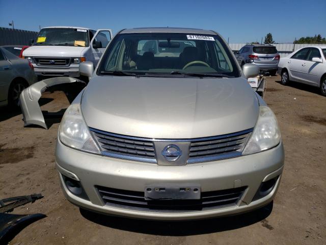 Photo 4 VIN: 3N1BC11E67L400581 - NISSAN VERSA S 