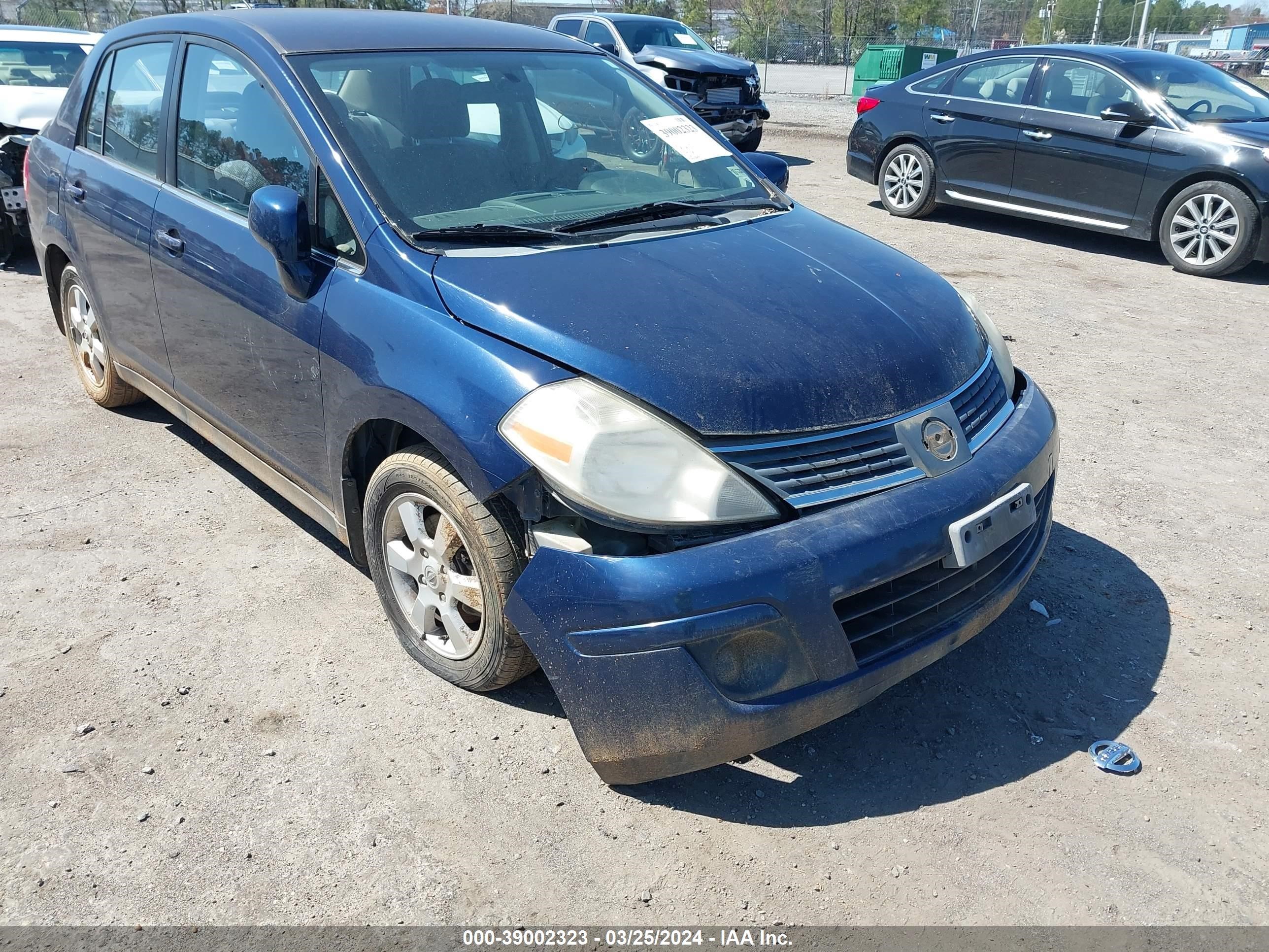 Photo 5 VIN: 3N1BC11E67L449621 - NISSAN VERSA 