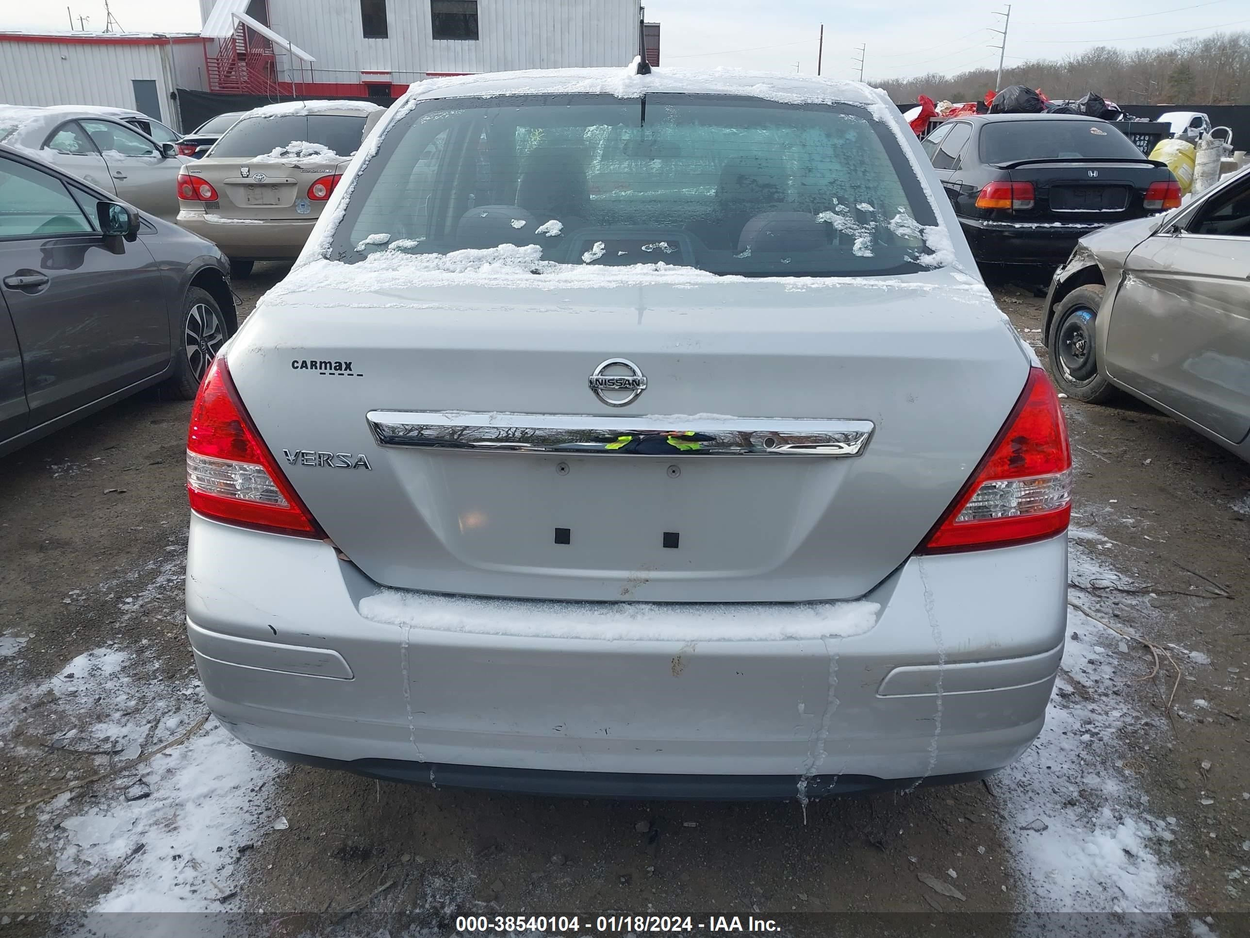 Photo 15 VIN: 3N1BC11E68L378860 - NISSAN VERSA 