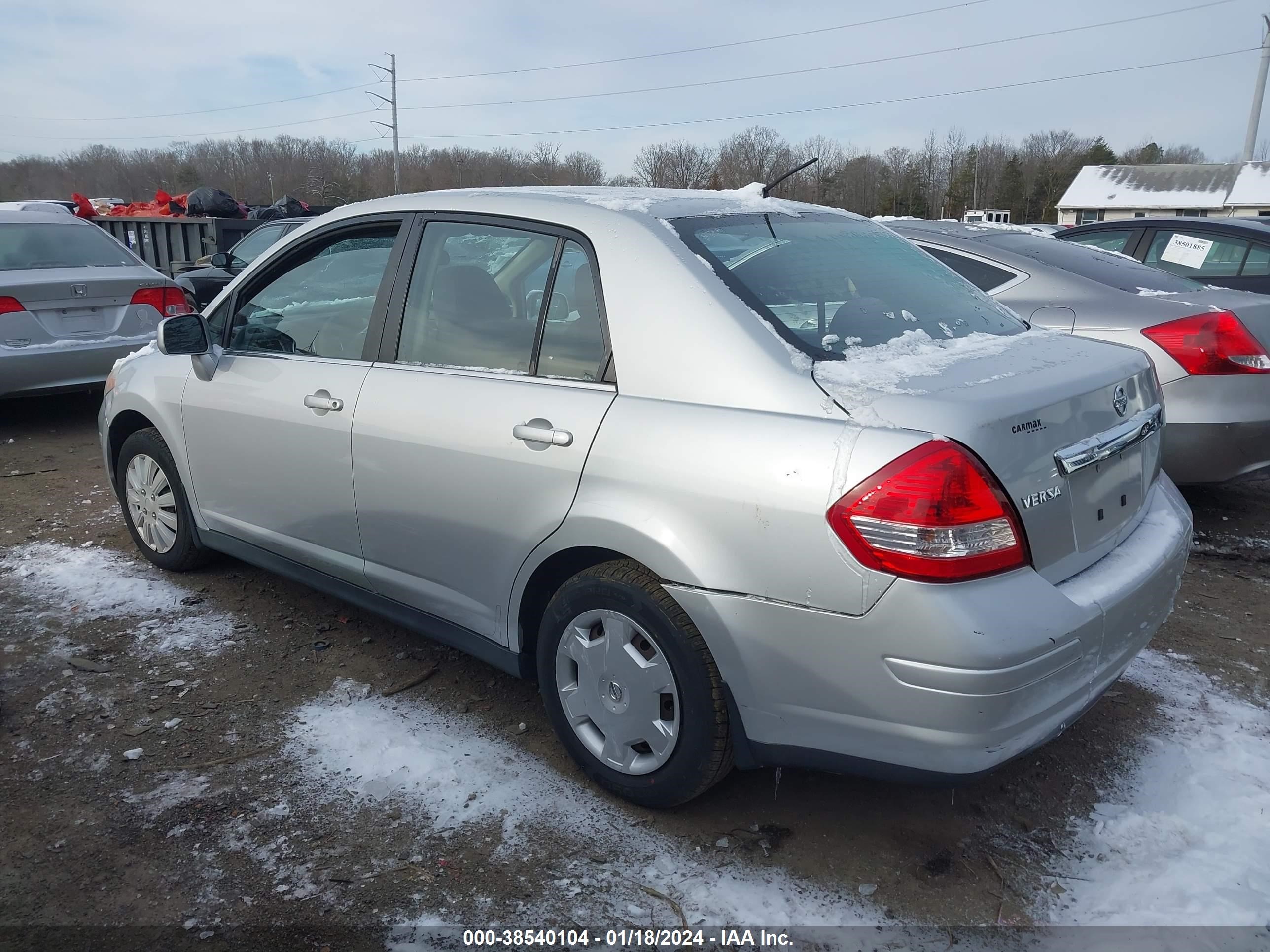 Photo 2 VIN: 3N1BC11E68L378860 - NISSAN VERSA 