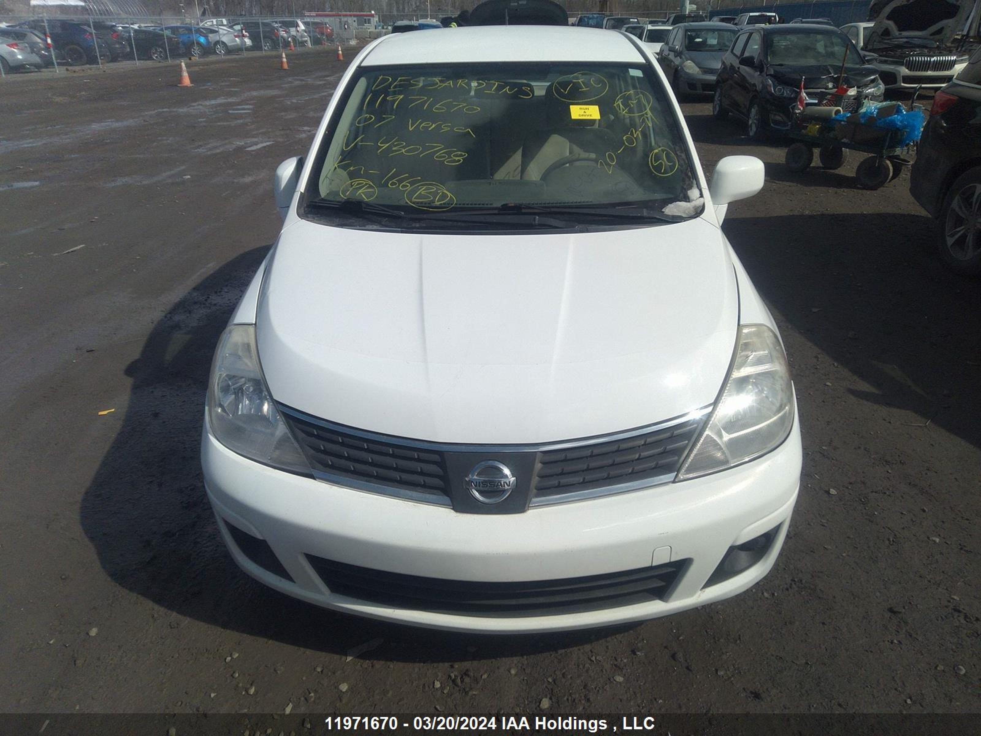 Photo 12 VIN: 3N1BC11E77L430768 - NISSAN VERSA 