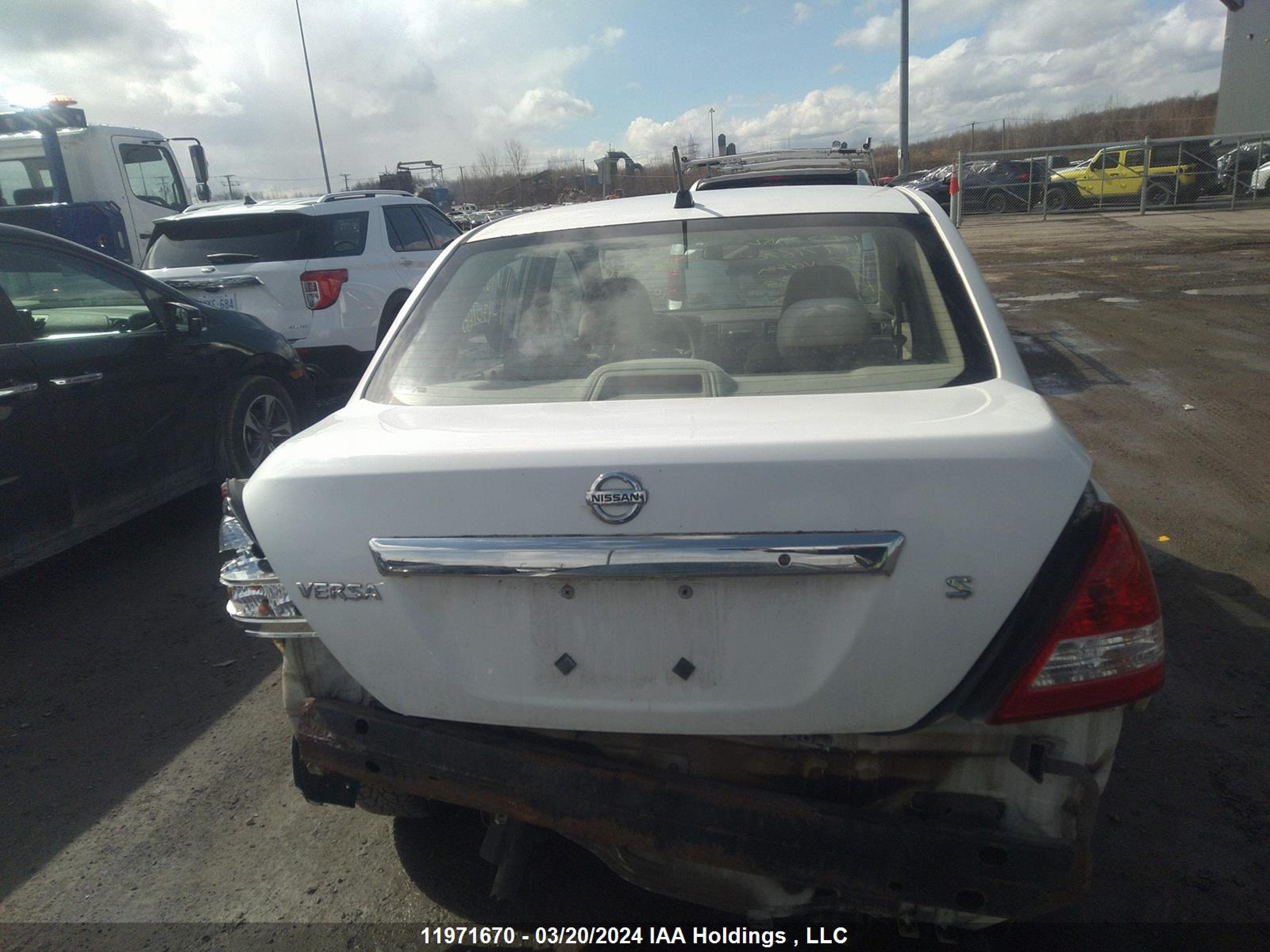 Photo 16 VIN: 3N1BC11E77L430768 - NISSAN VERSA 