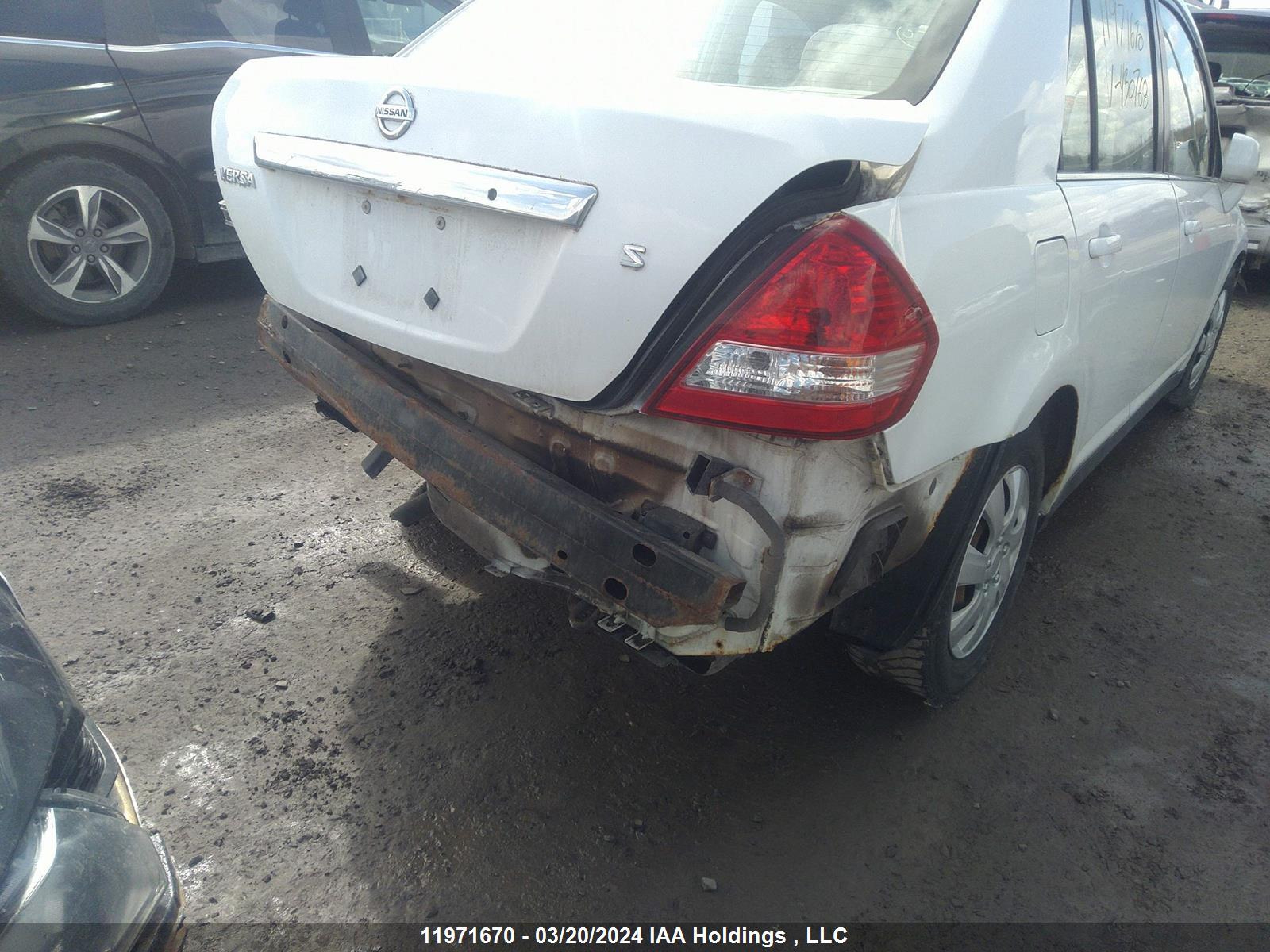 Photo 5 VIN: 3N1BC11E77L430768 - NISSAN VERSA 