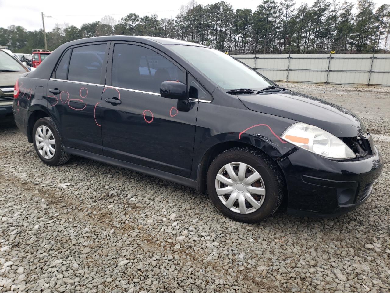 Photo 3 VIN: 3N1BC11E87L398865 - NISSAN VERSA 