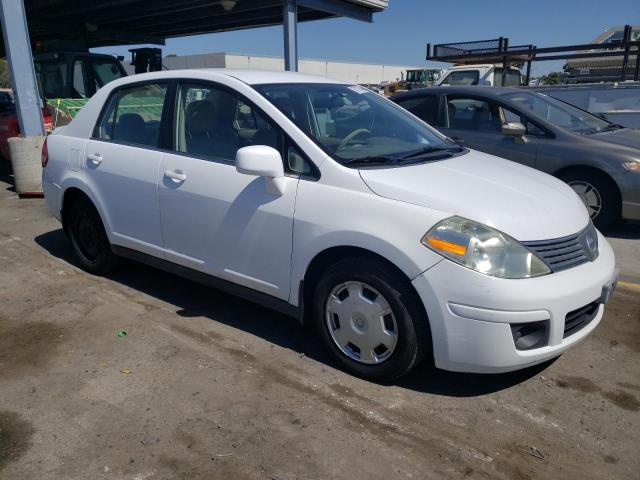 Photo 3 VIN: 3N1BC11E88L447354 - NISSAN VERSA S 