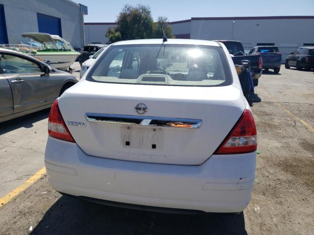 Photo 5 VIN: 3N1BC11E88L447354 - NISSAN VERSA S 