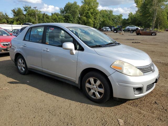 Photo 3 VIN: 3N1BC11E89L400634 - NISSAN VERSA S 