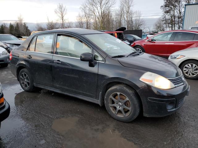 Photo 3 VIN: 3N1BC11EX8L398562 - NISSAN VERSA 