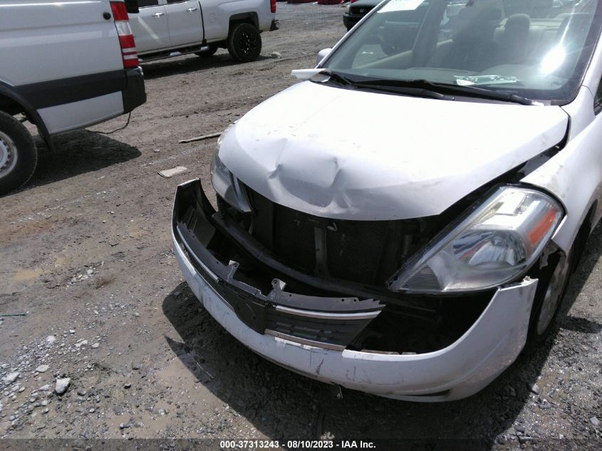 Photo 5 VIN: 3N1BC11EX9L403342 - NISSAN VERSA 