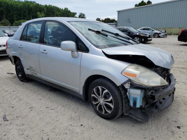 Photo 3 VIN: 3N1BC11EX9L461869 - NISSAN VERSA 