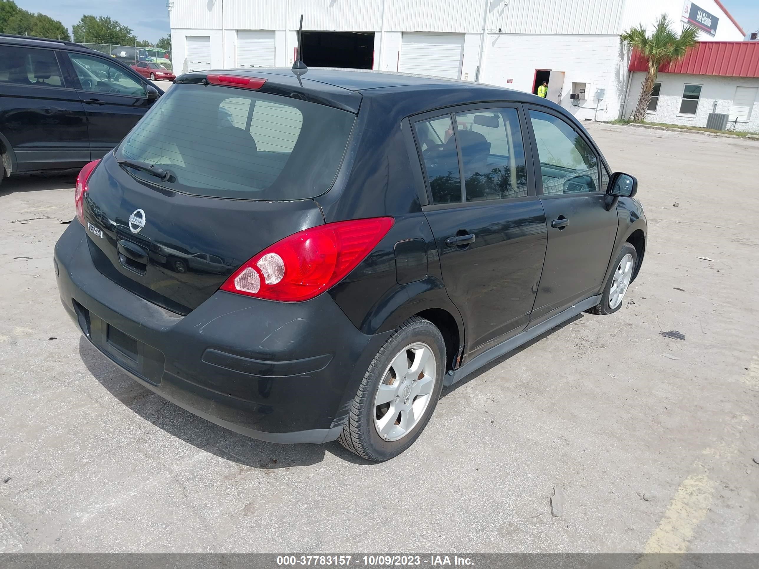 Photo 3 VIN: 3N1BC13E07L359426 - NISSAN VERSA 