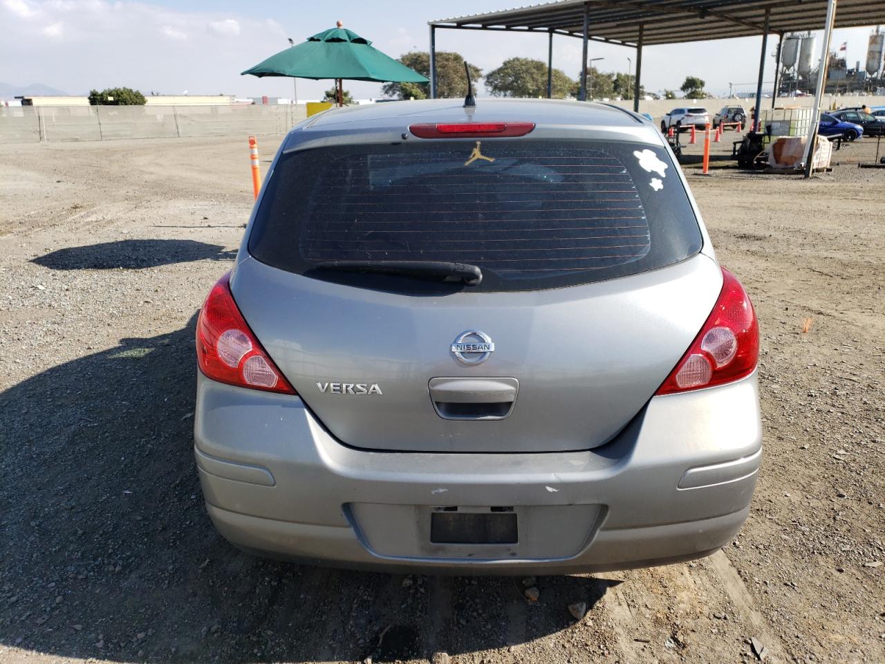 Photo 5 VIN: 3N1BC13E08L353336 - NISSAN VERSA 