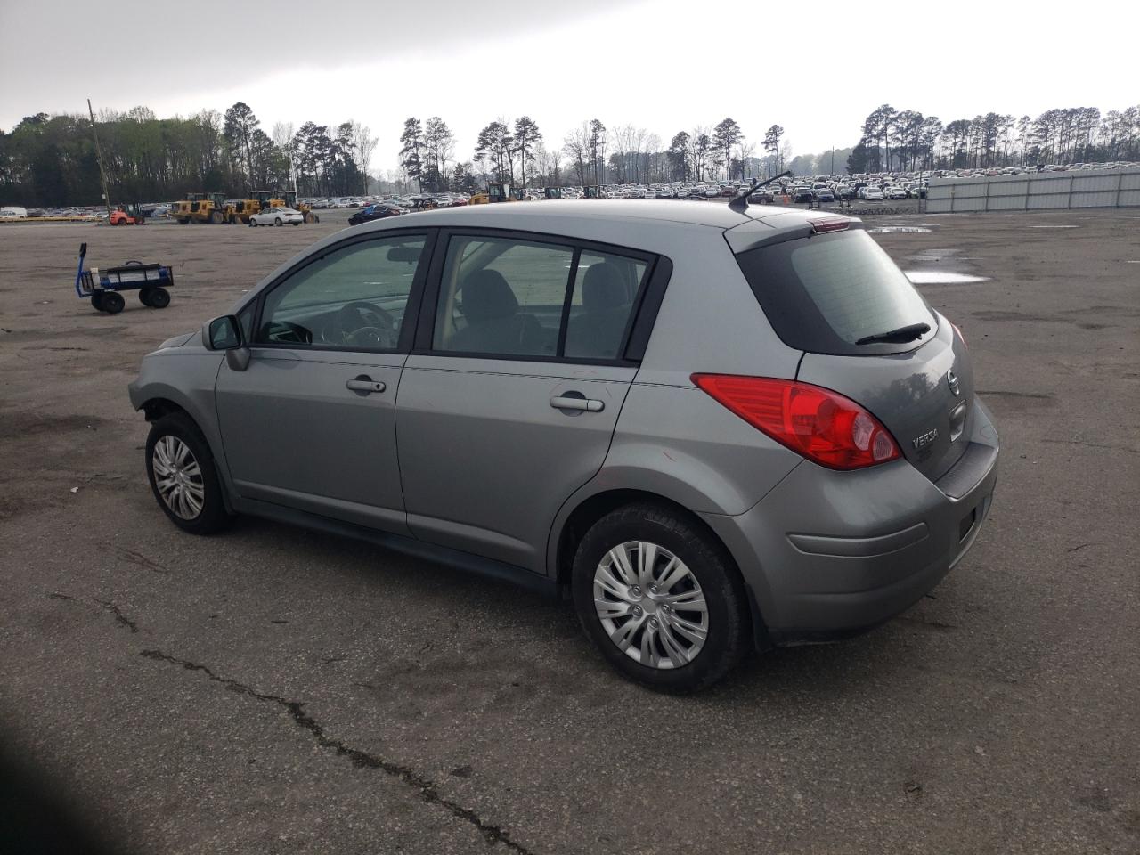 Photo 1 VIN: 3N1BC13E09L354648 - NISSAN VERSA 