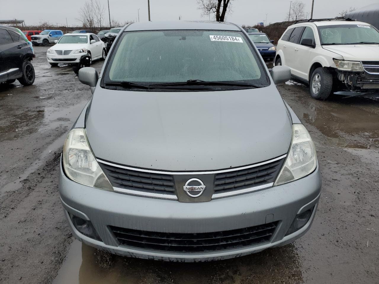 Photo 4 VIN: 3N1BC13E09L365858 - NISSAN VERSA 