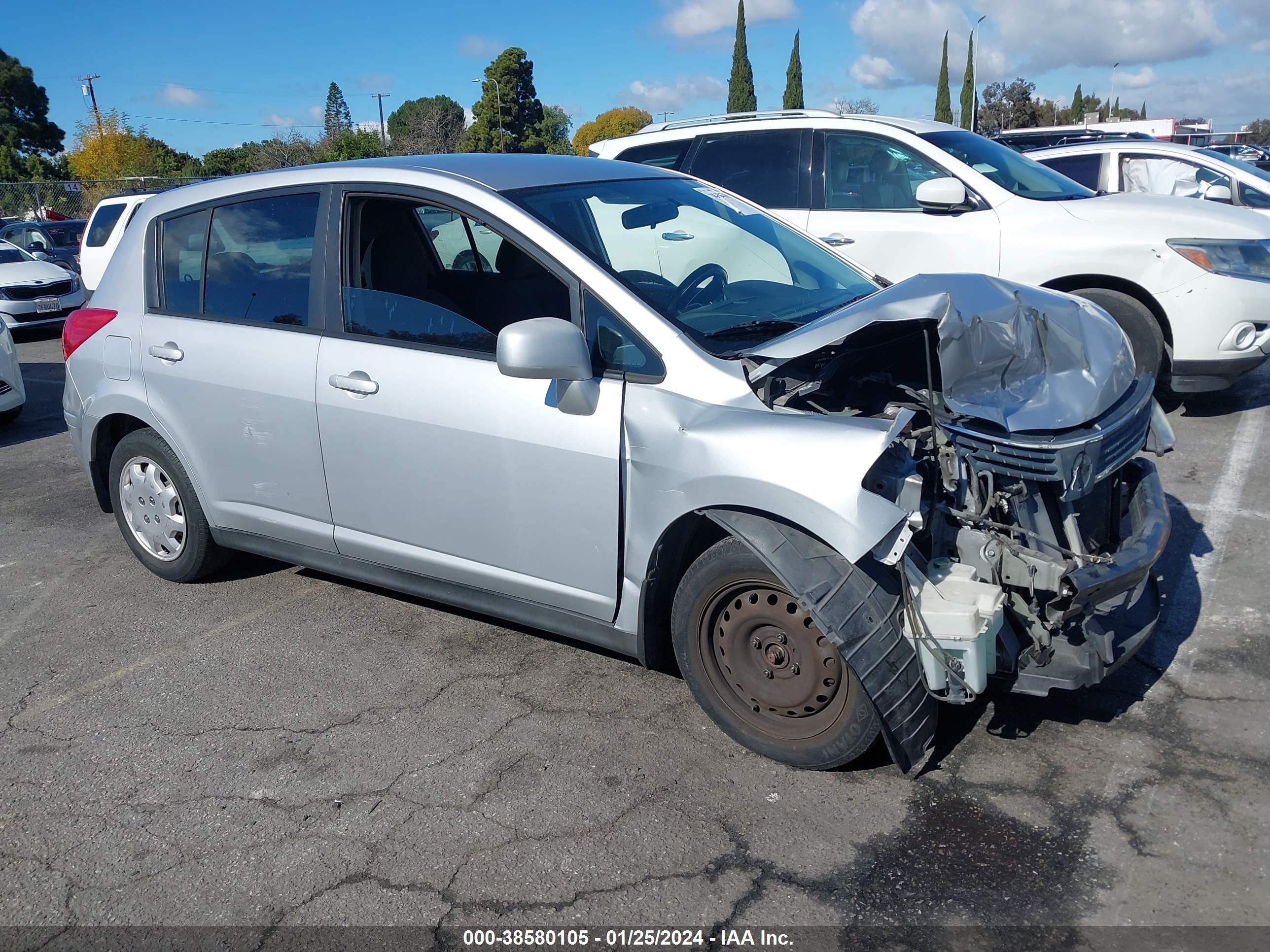 Photo 13 VIN: 3N1BC13E09L381297 - NISSAN VERSA 