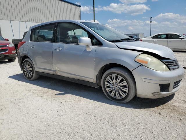 Photo 3 VIN: 3N1BC13E09L457990 - NISSAN VERSA 