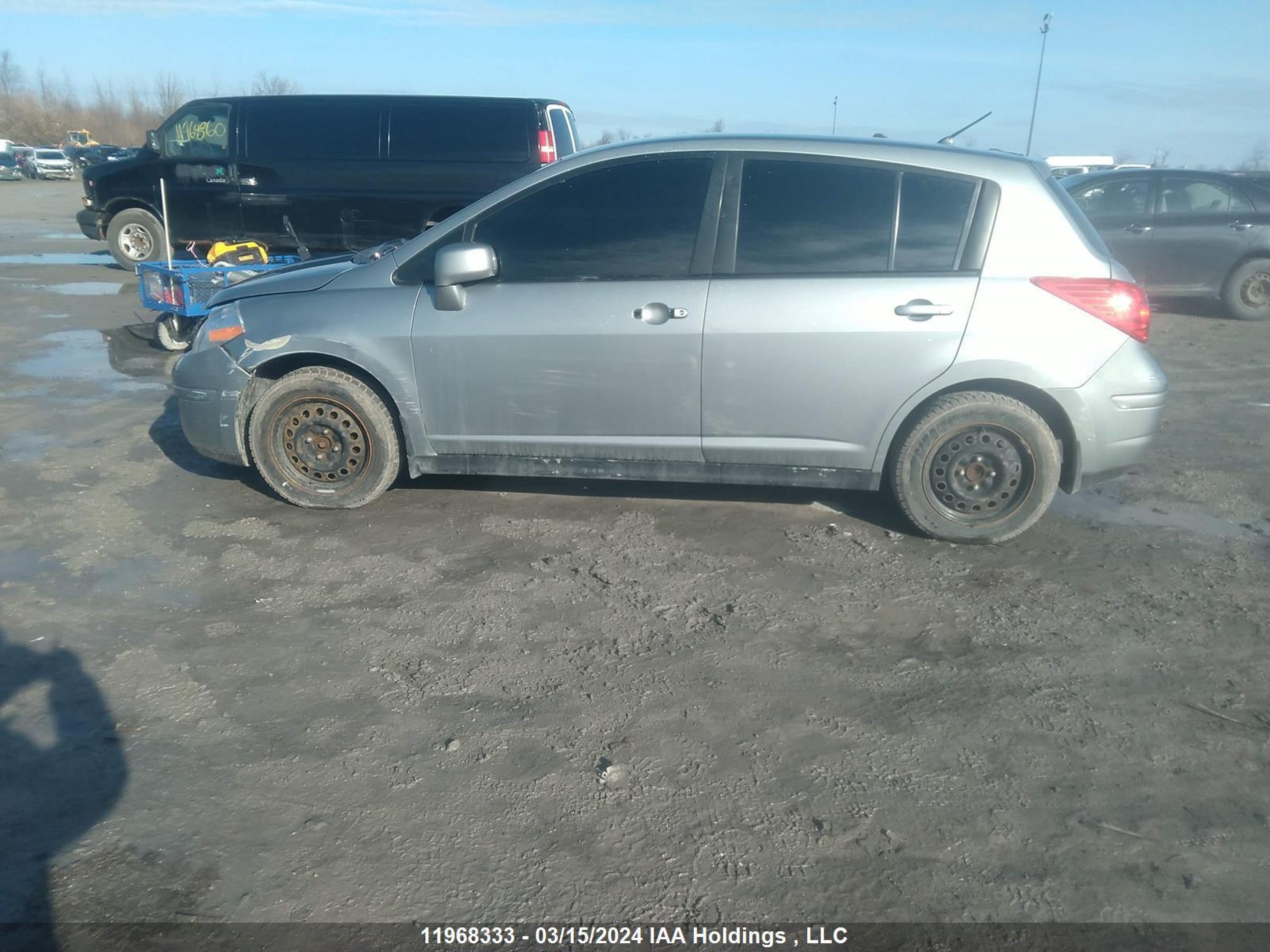 Photo 13 VIN: 3N1BC13E09L474109 - NISSAN VERSA 