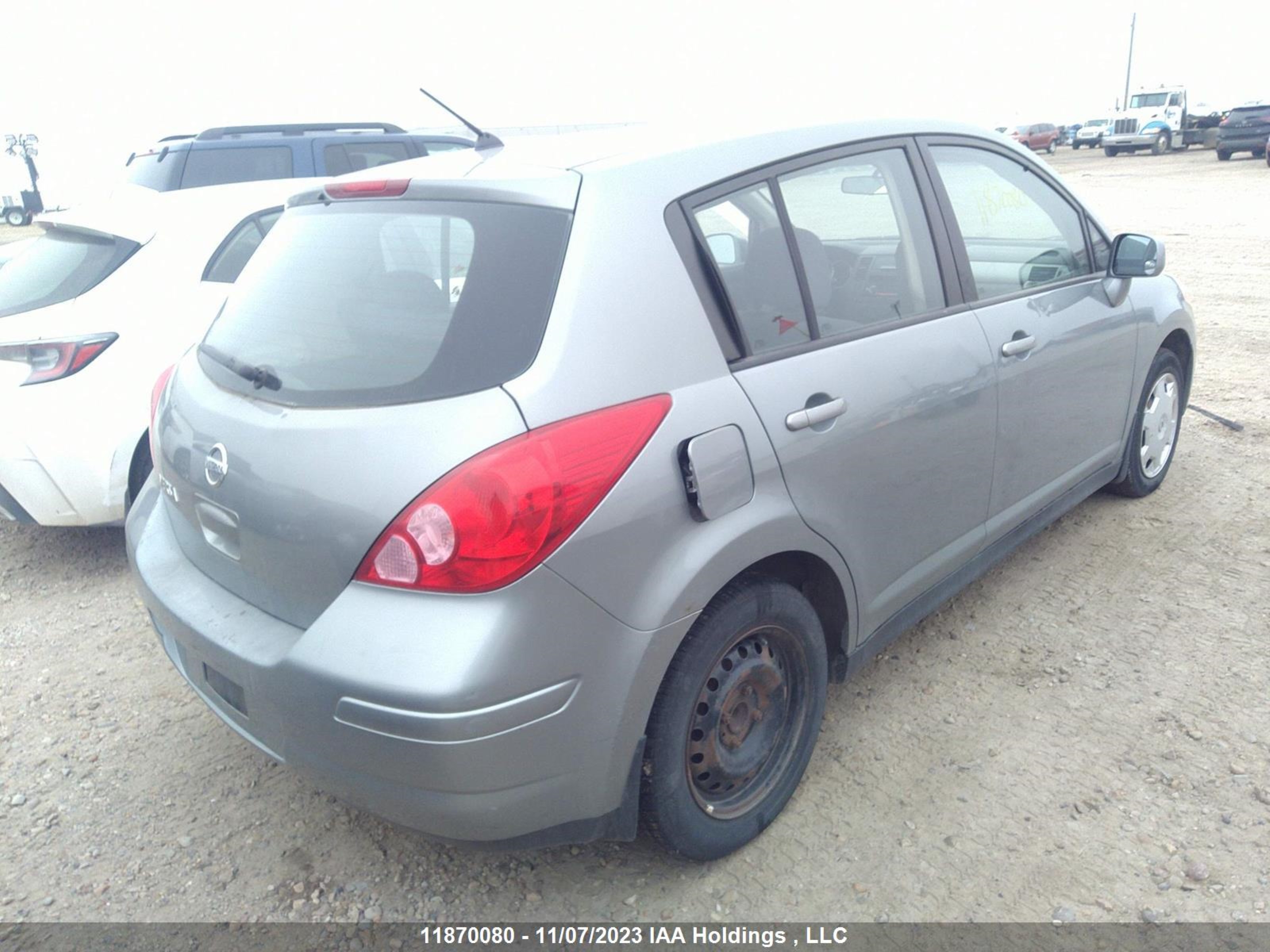 Photo 3 VIN: 3N1BC13E17L369771 - NISSAN VERSA 