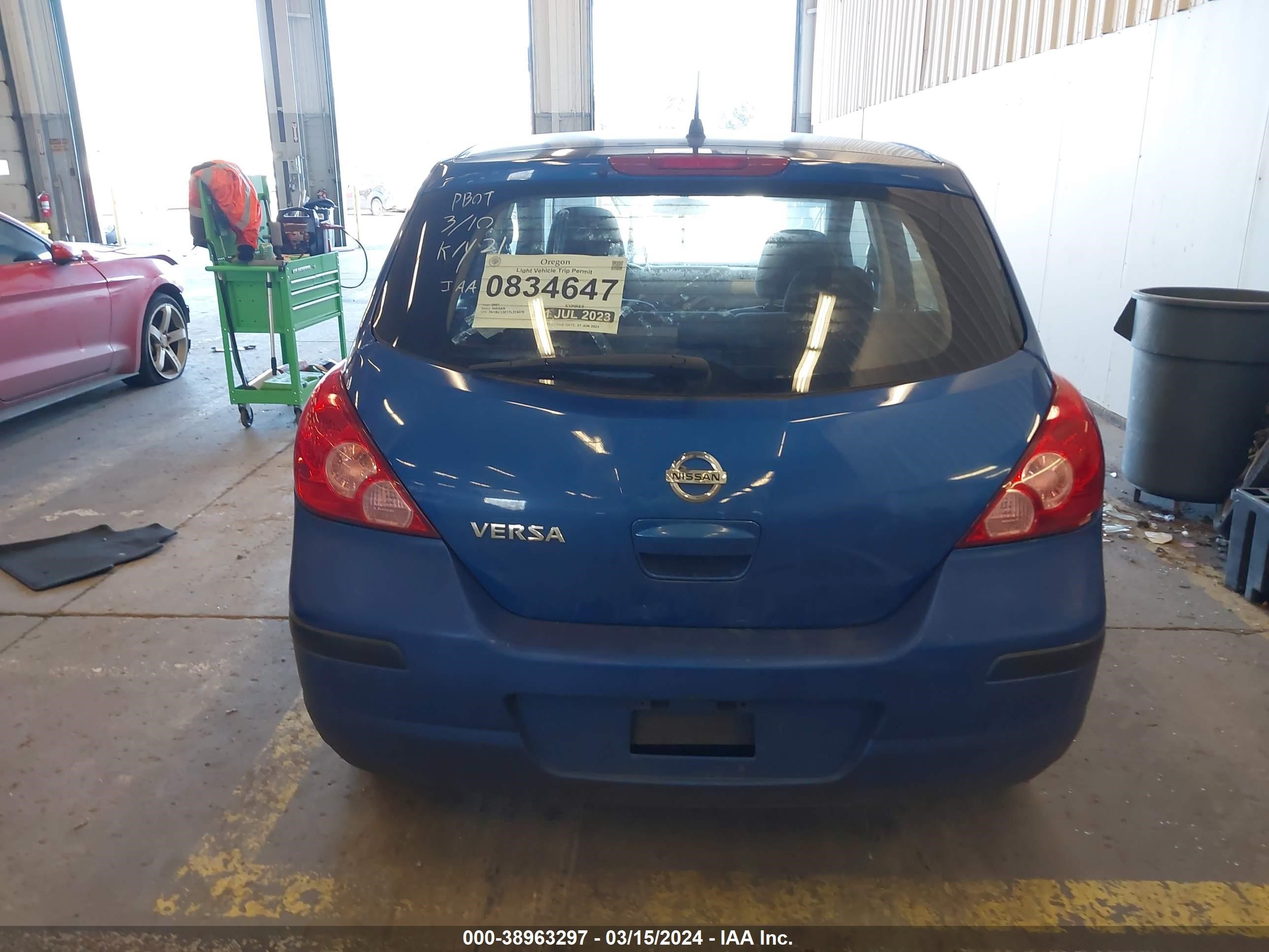 Photo 16 VIN: 3N1BC13E17L374078 - NISSAN VERSA 