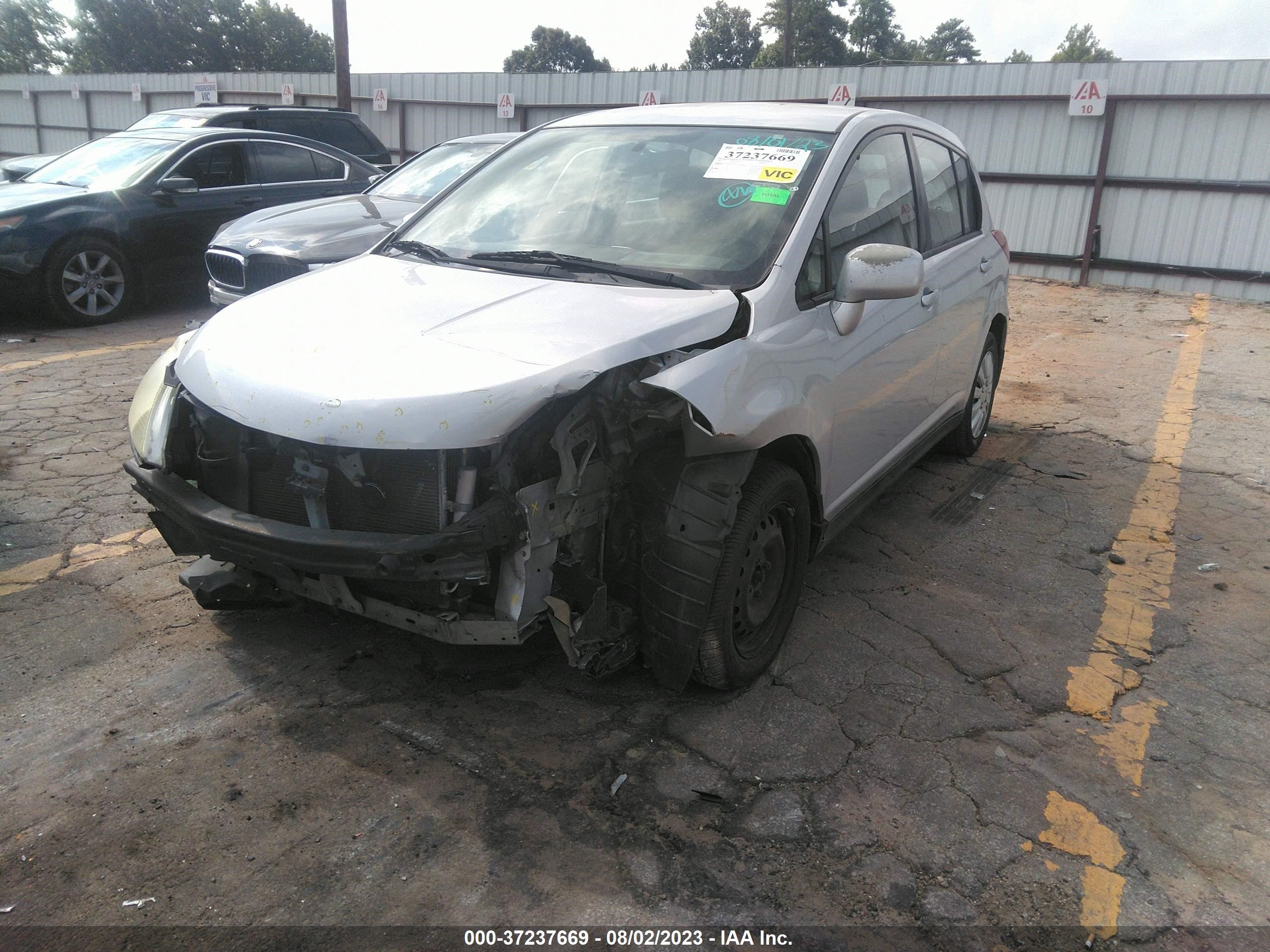 Photo 1 VIN: 3N1BC13E17L386053 - NISSAN VERSA 