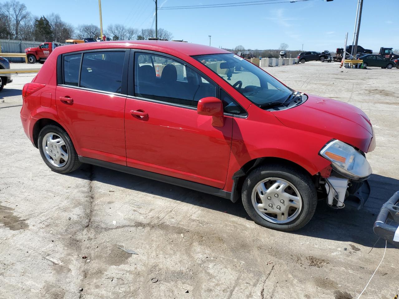 Photo 3 VIN: 3N1BC13E18L355841 - NISSAN VERSA 