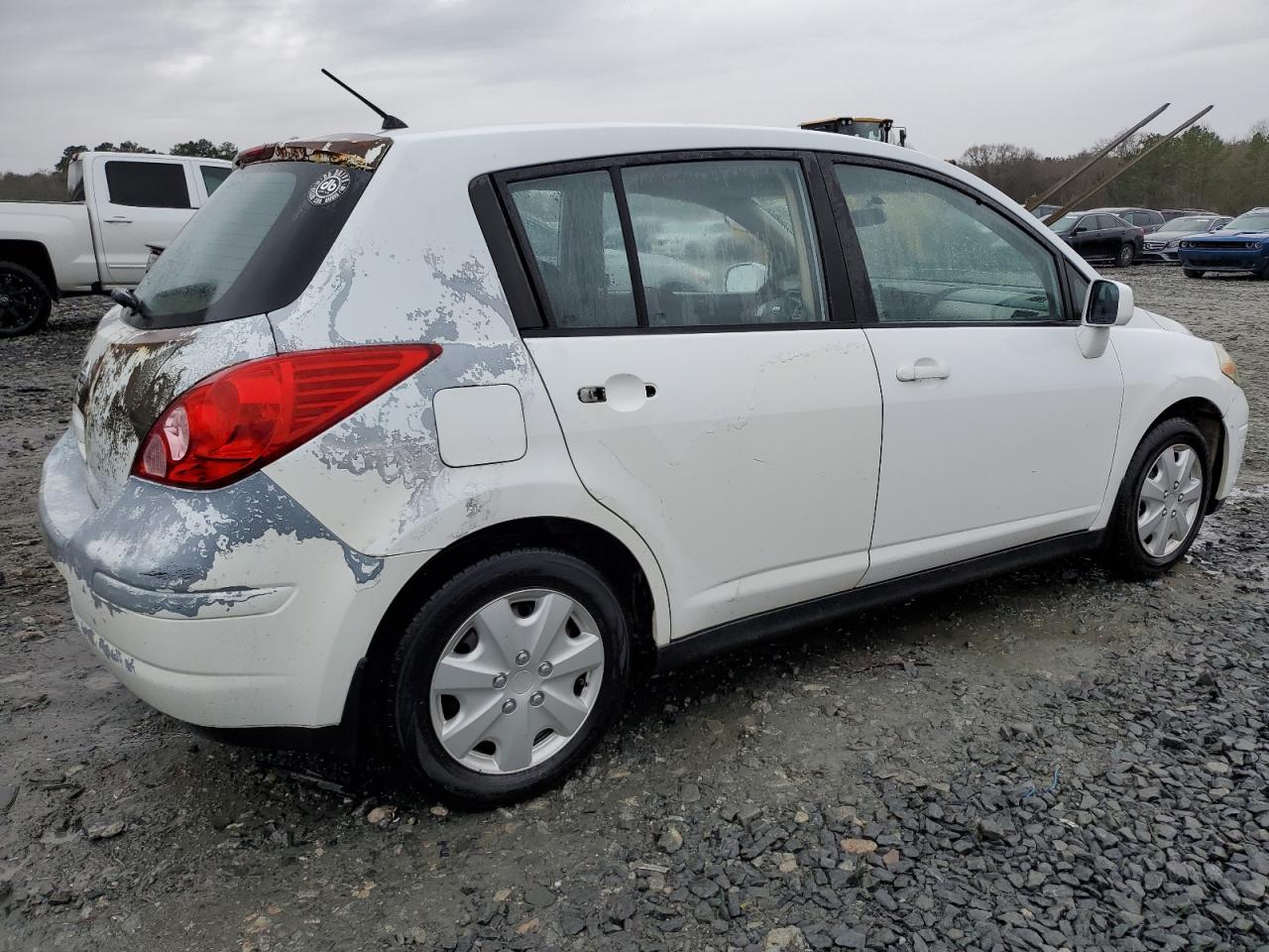 Photo 2 VIN: 3N1BC13E18L407601 - NISSAN VERSA 