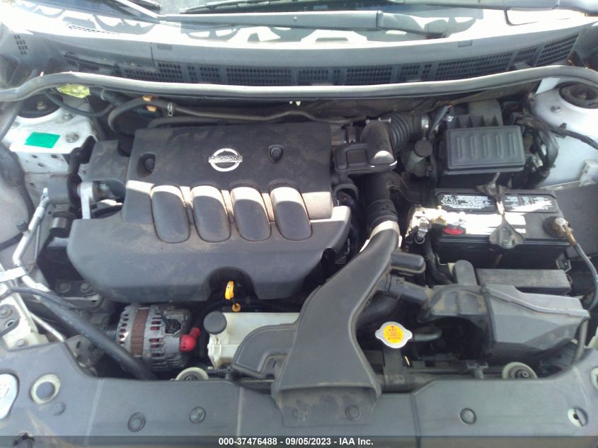 Photo 9 VIN: 3N1BC13E18L408893 - NISSAN VERSA 