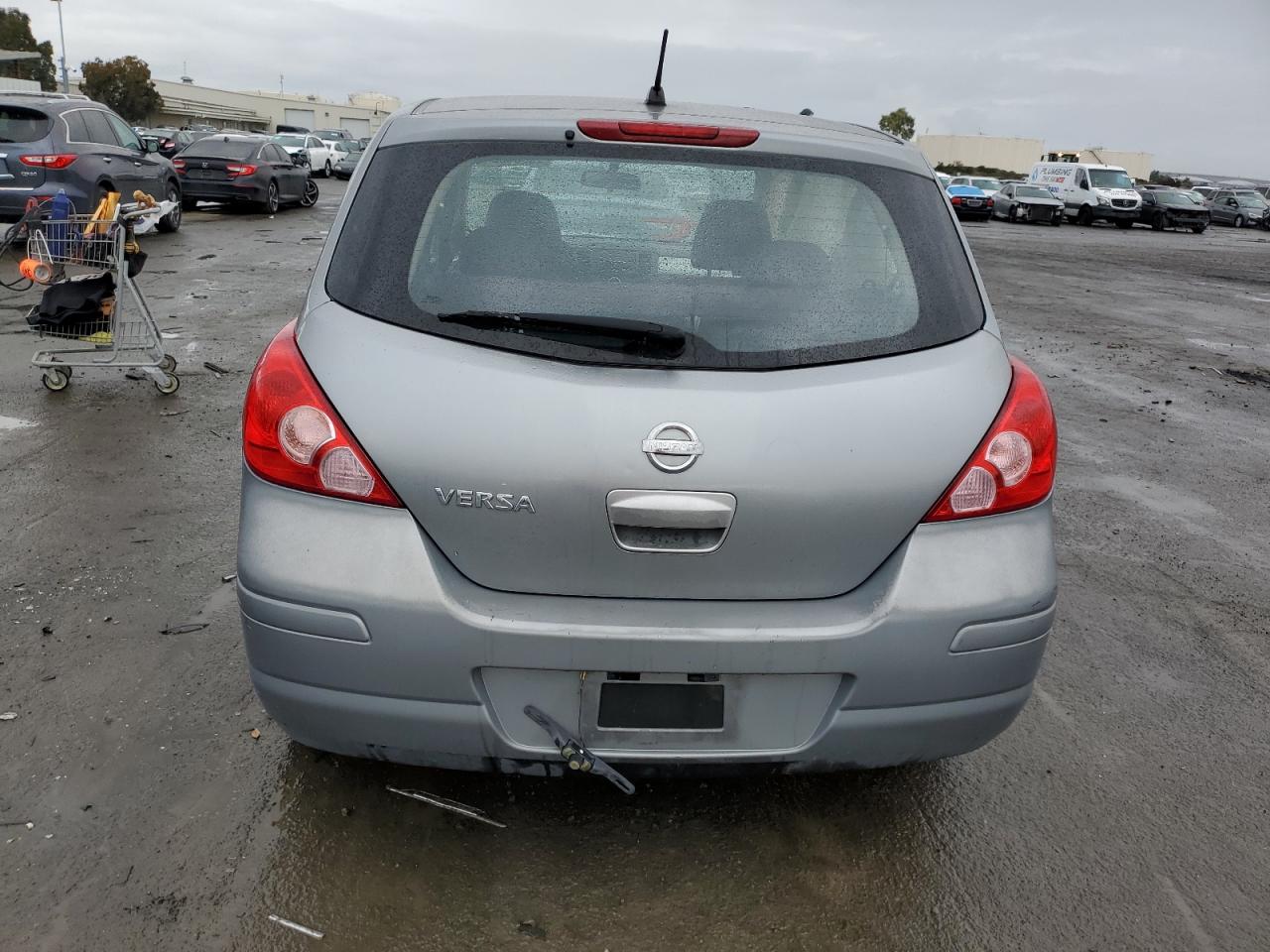 Photo 5 VIN: 3N1BC13E27L390144 - NISSAN VERSA 