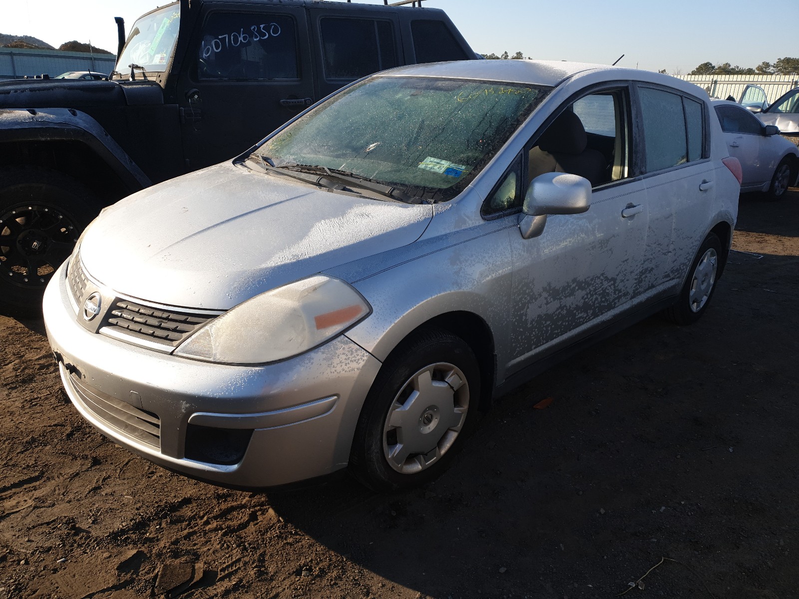 Photo 1 VIN: 3N1BC13E28L367478 - NISSAN VERSA S 