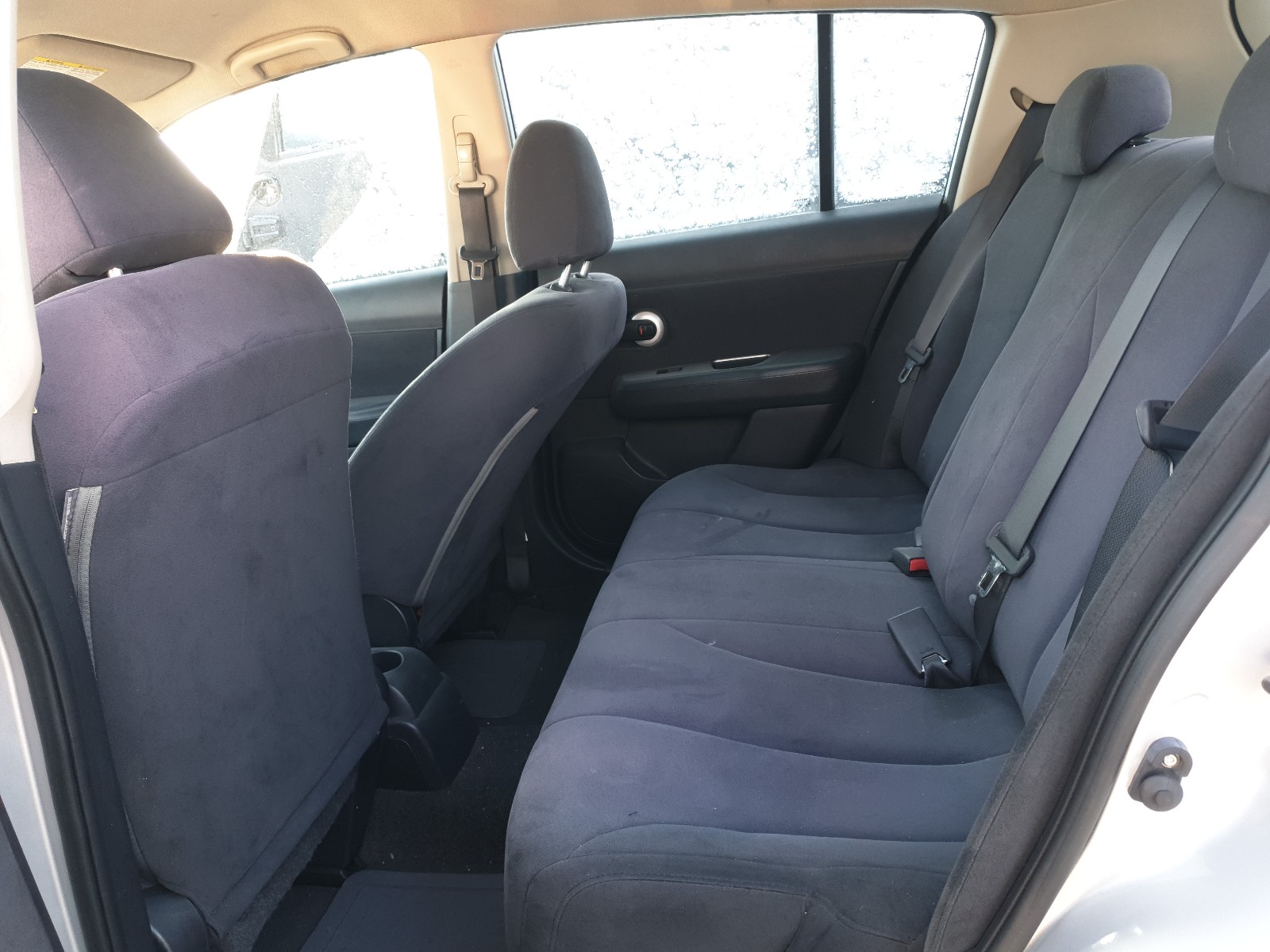 Photo 5 VIN: 3N1BC13E28L367478 - NISSAN VERSA S 