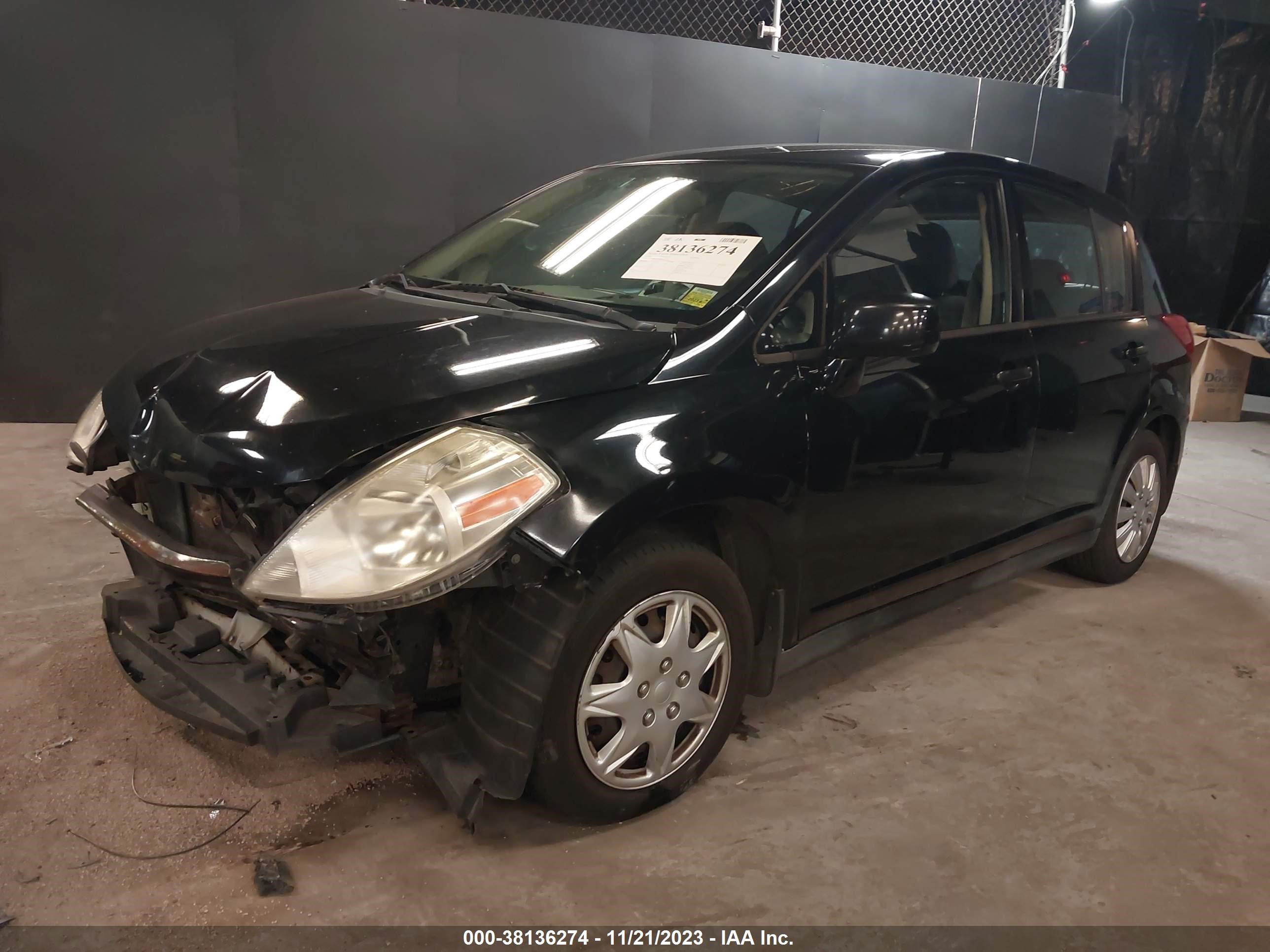 Photo 1 VIN: 3N1BC13E28L427677 - NISSAN VERSA 