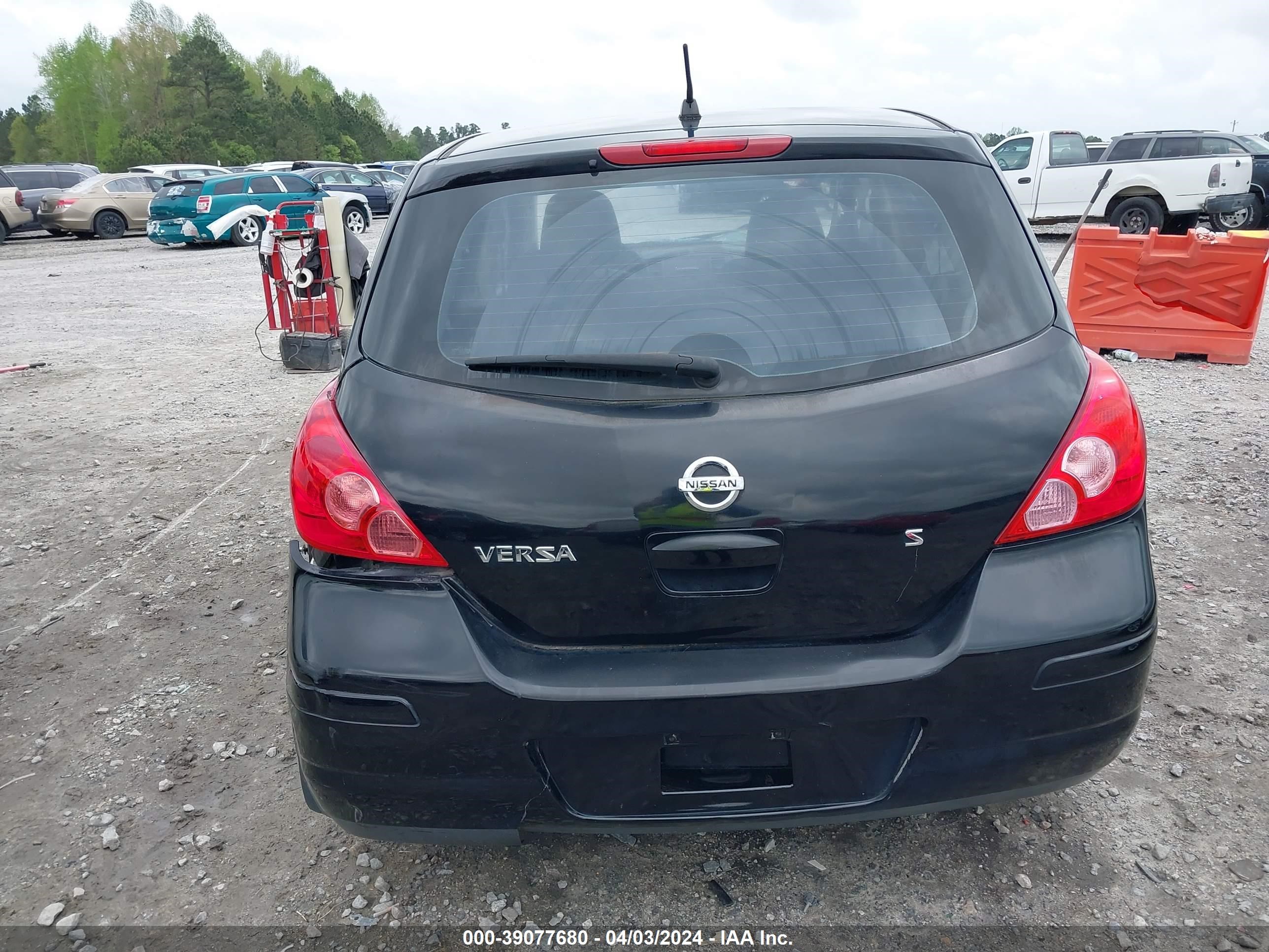 Photo 16 VIN: 3N1BC13E37L417979 - NISSAN VERSA 