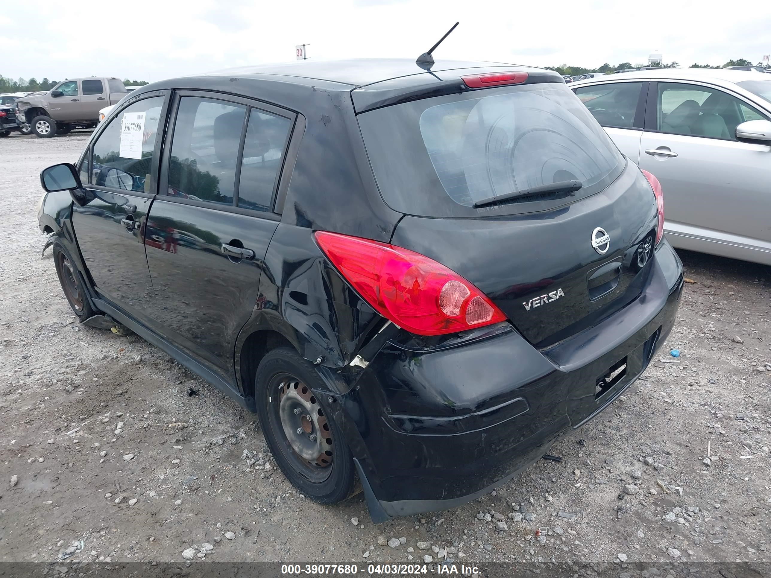 Photo 2 VIN: 3N1BC13E37L417979 - NISSAN VERSA 