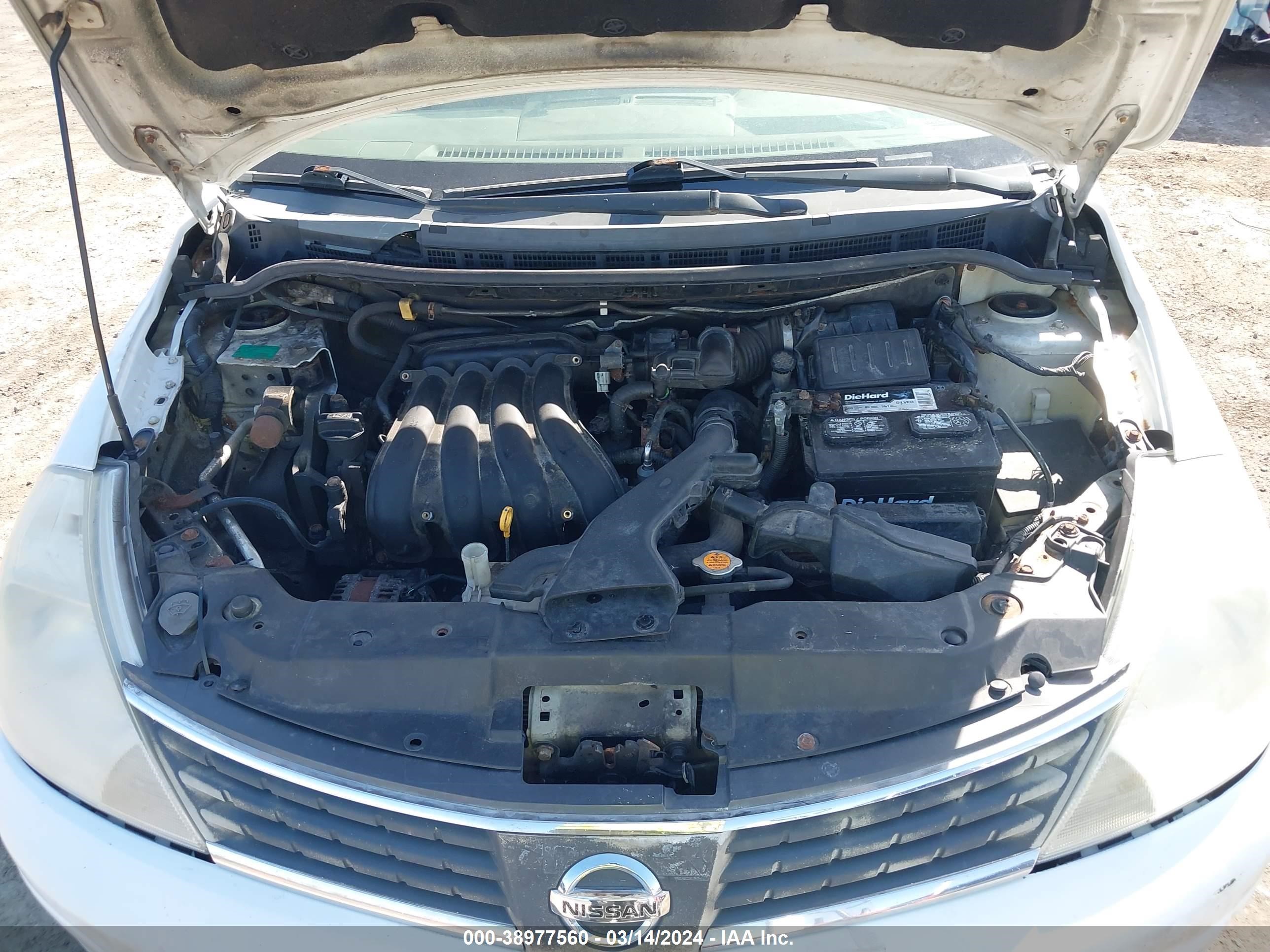 Photo 9 VIN: 3N1BC13E38L418034 - NISSAN VERSA 